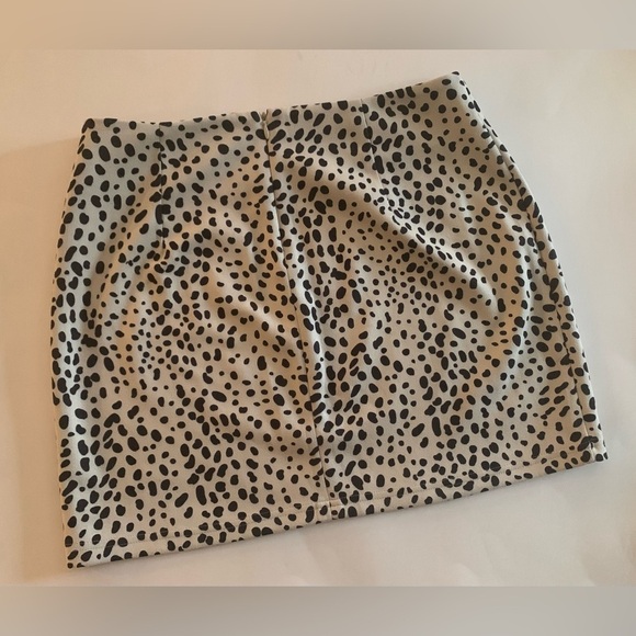 Cream and Brown Animal Print Mini Skirt - Picture 3 of 3